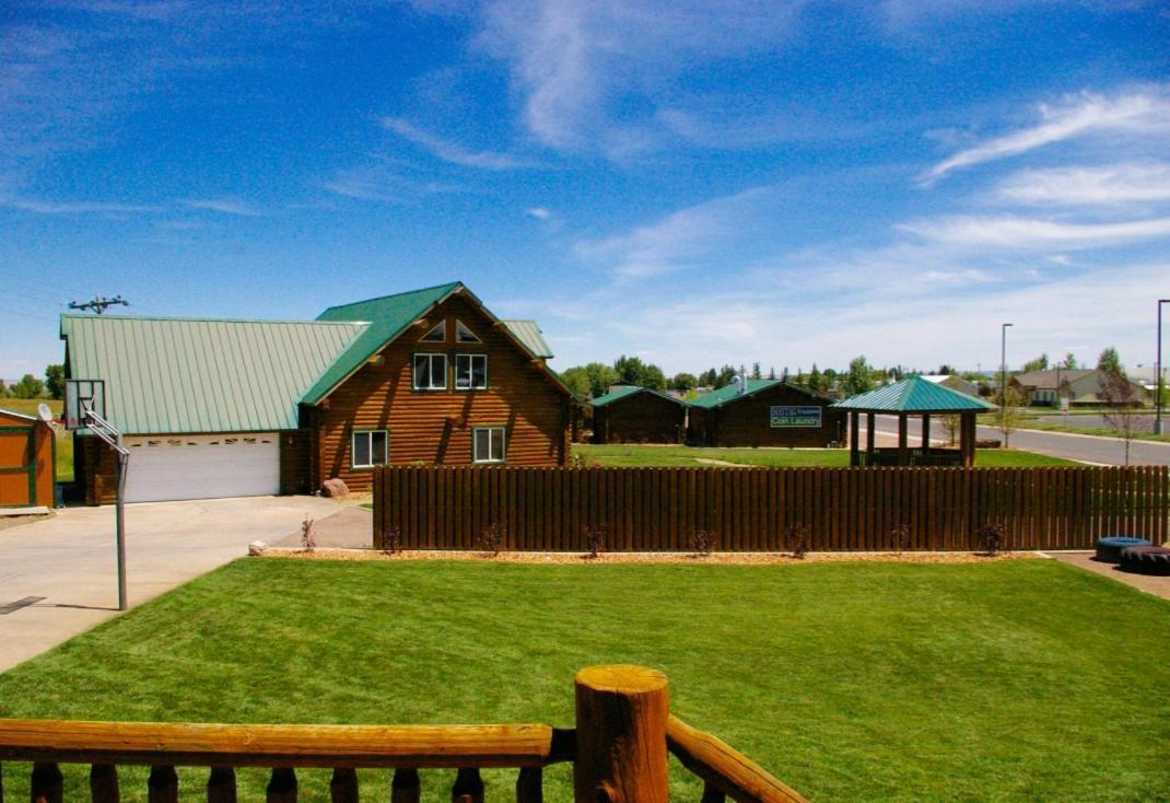 Country Cabins Inn Lyman Exterior photo